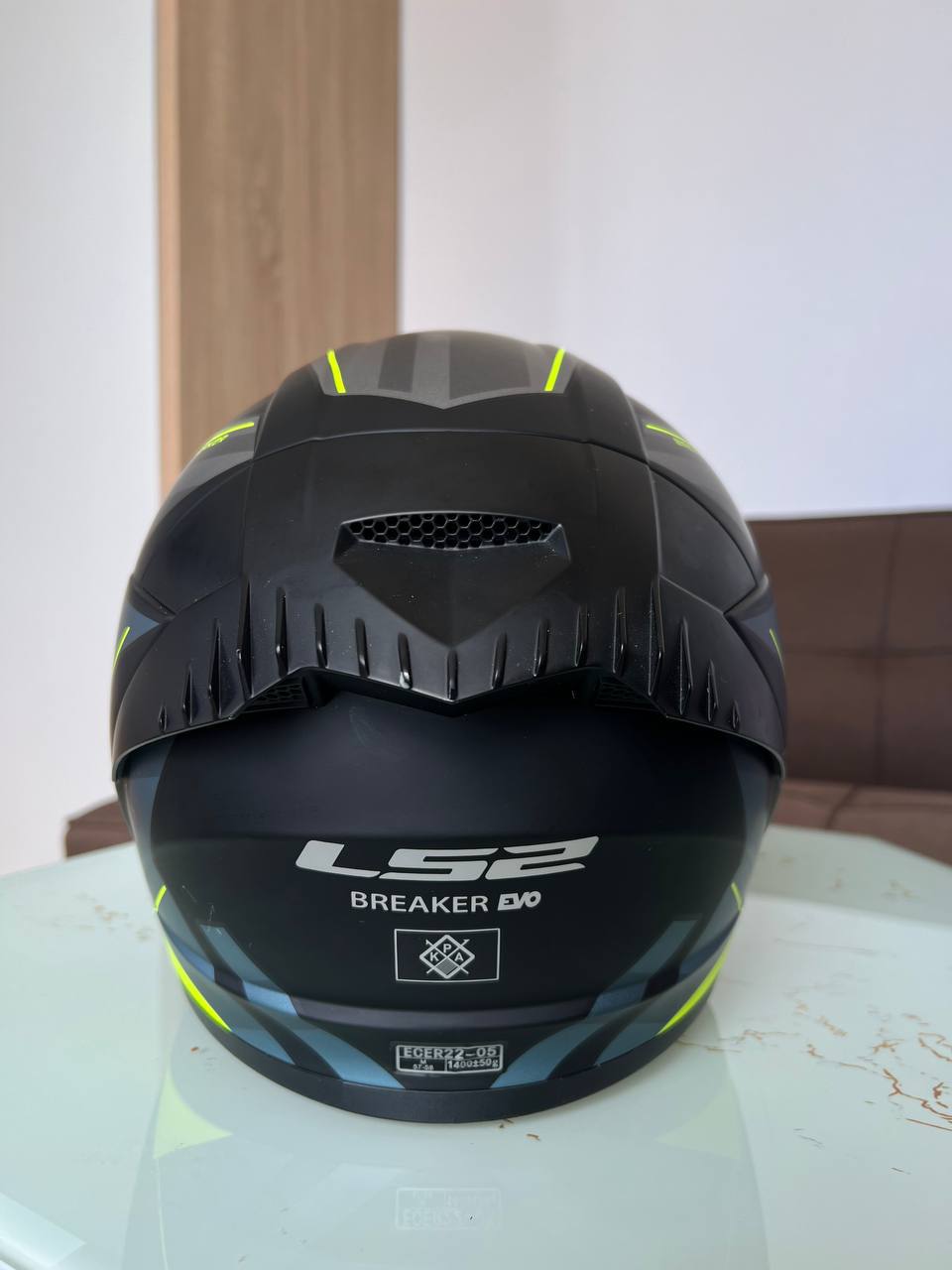 Фото 2: Продаётся шлем LS2 FF390, размер M