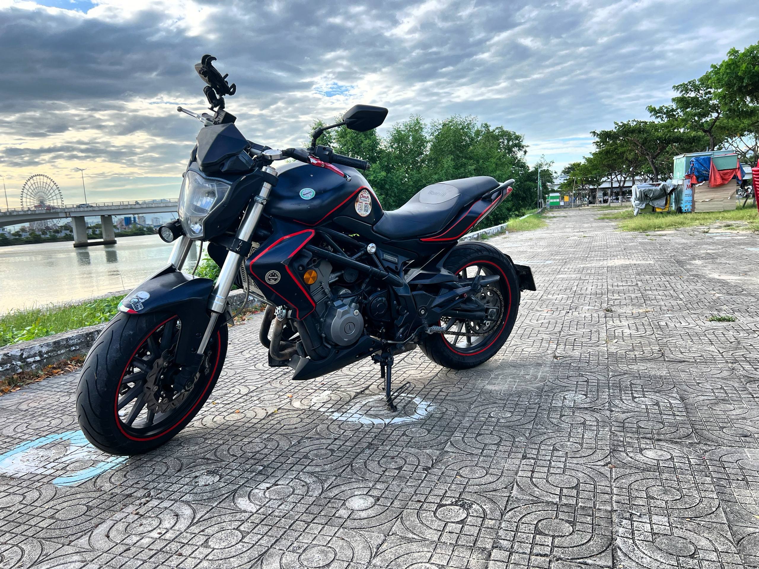 Фото 3: Мотоцикл Benelli 300 с пробегом 28 тыс