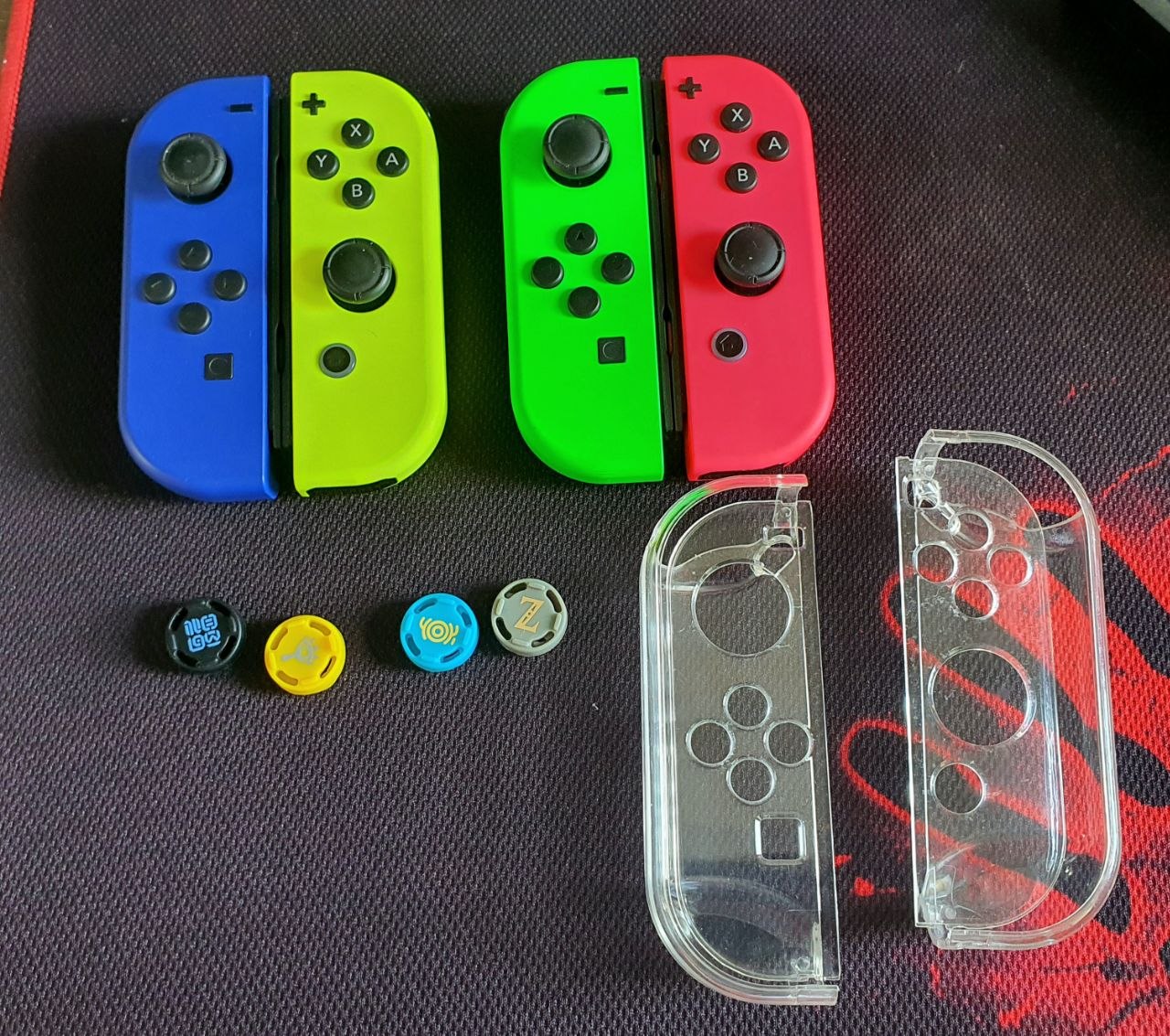 Фото 2: Продаются оригинальные джойконы для Nintendo Switch, одна пара на выбор.