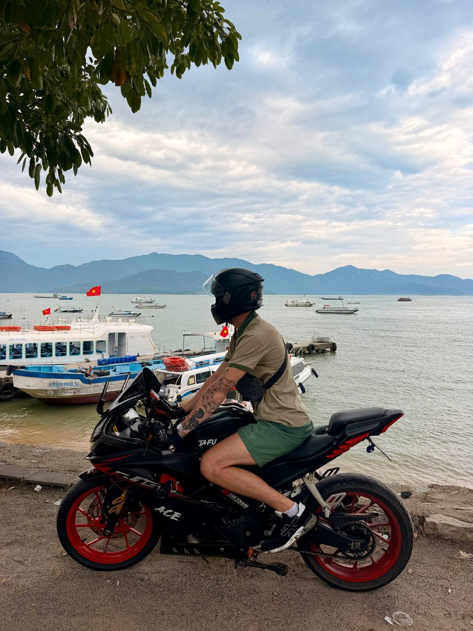 Продаётся Yamaha R15 V3 2020 года в отличном техническом состоянии