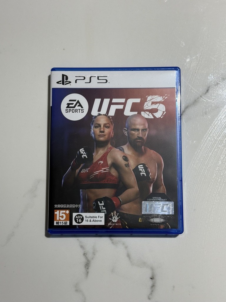 Продаётся диск UFC 5 для PS5, б/у, в отличном состоянии, полностью рабочий.