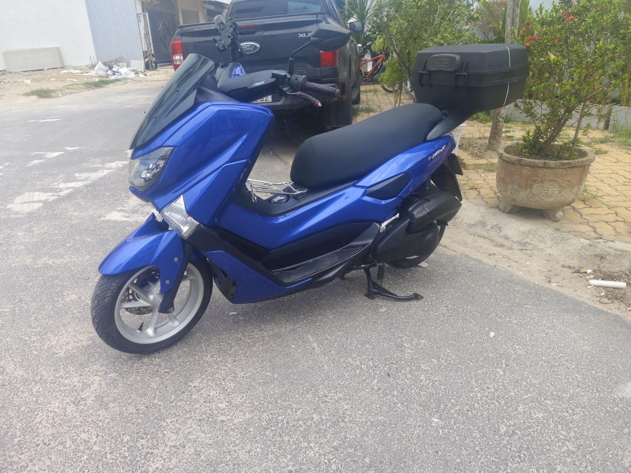 Фото 3: Продаётся Yamaha NMAX в отличном состоянии, без вложений, готов к эксплуатации.