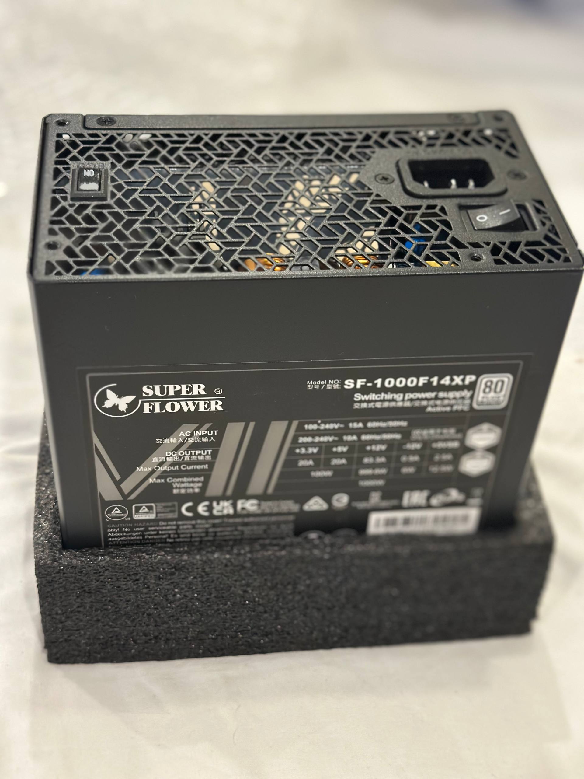 Фото 3: Продаю комплектующие для ПК: видеокарта ZOTAC RTX 5080 Solid OC, материнская плата MSI…