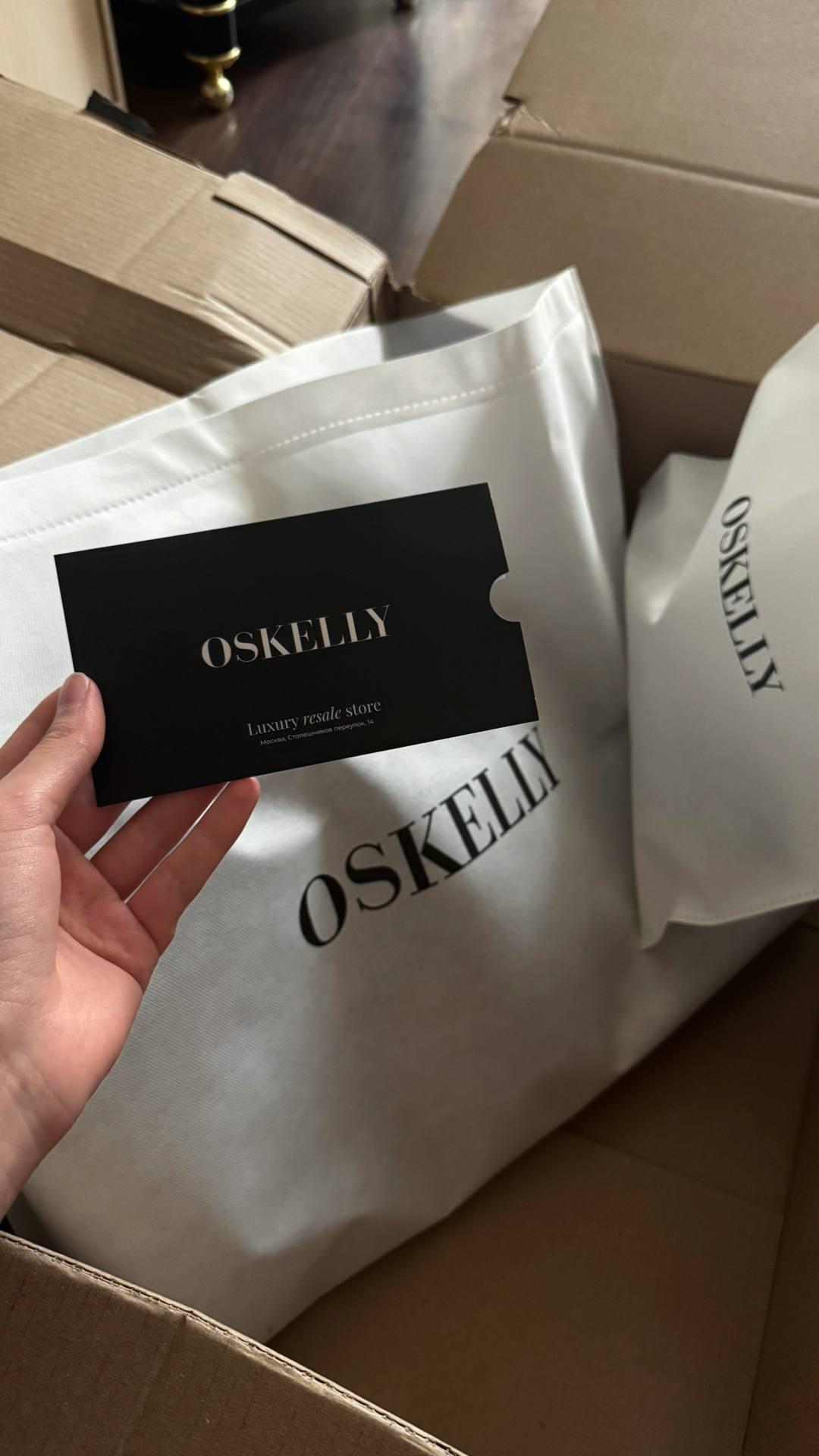 Фото 3: Продаётся оригинальная сумка Acne Studios в отличном состоянии, с электронным чеком и…