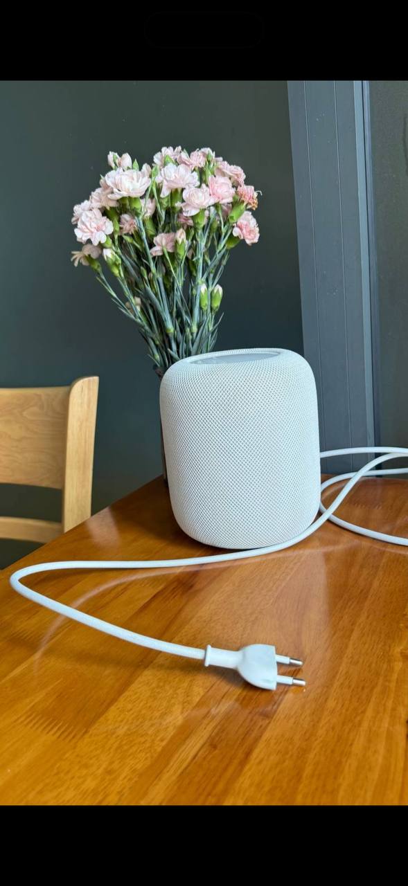 Продаётся оригинальный HomePod 2-го поколения (модель A2825) в отличном состоянии