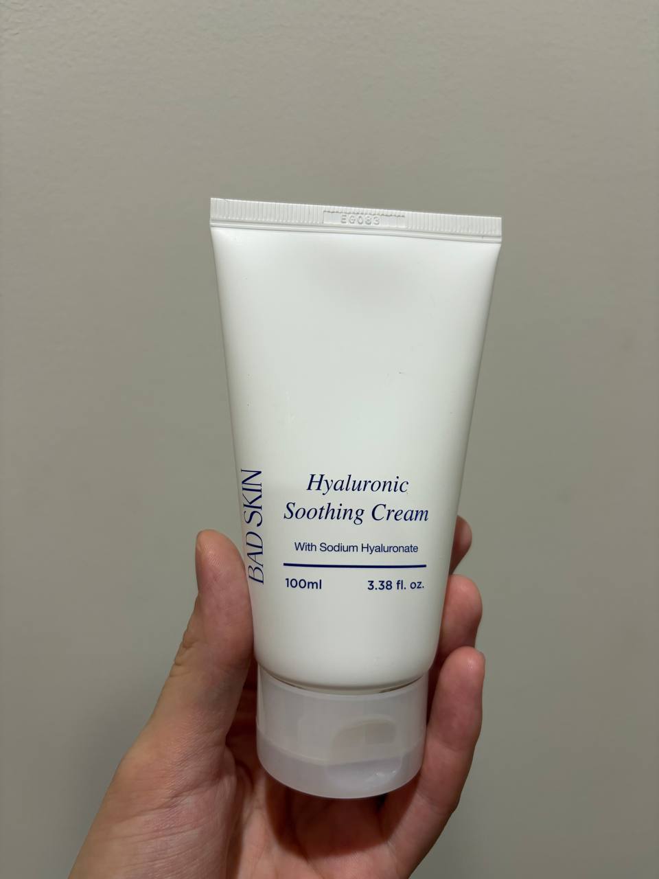 Фото 2: Продаётся крем для лица Bad Skin Hyaluronic Soothing Cream, остаток на фото.
