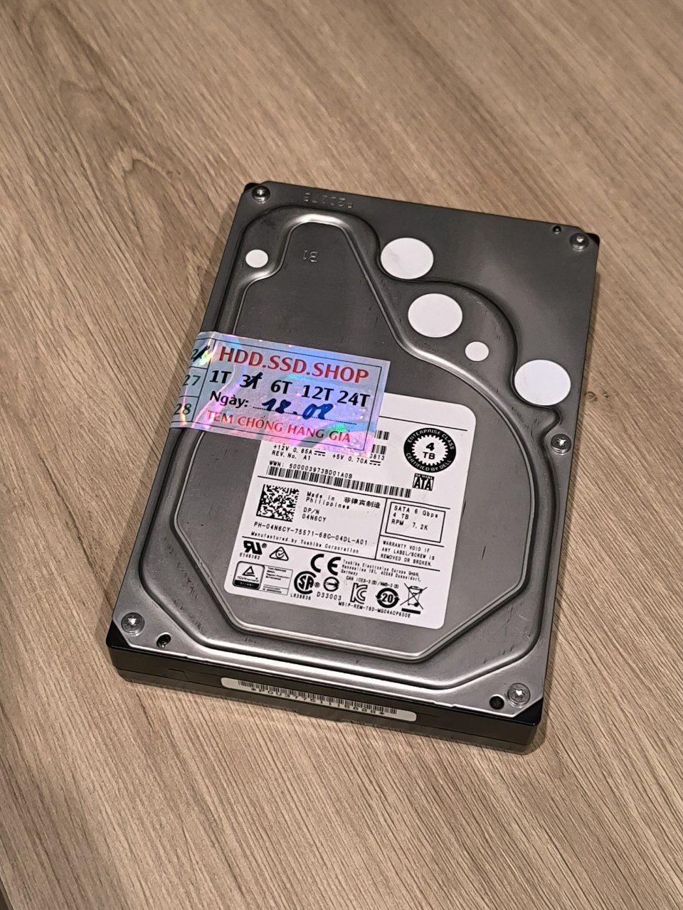 Продаётся корпоративный жёсткий диск Toshiba MG04ACA400N объёмом 4 терабайта.