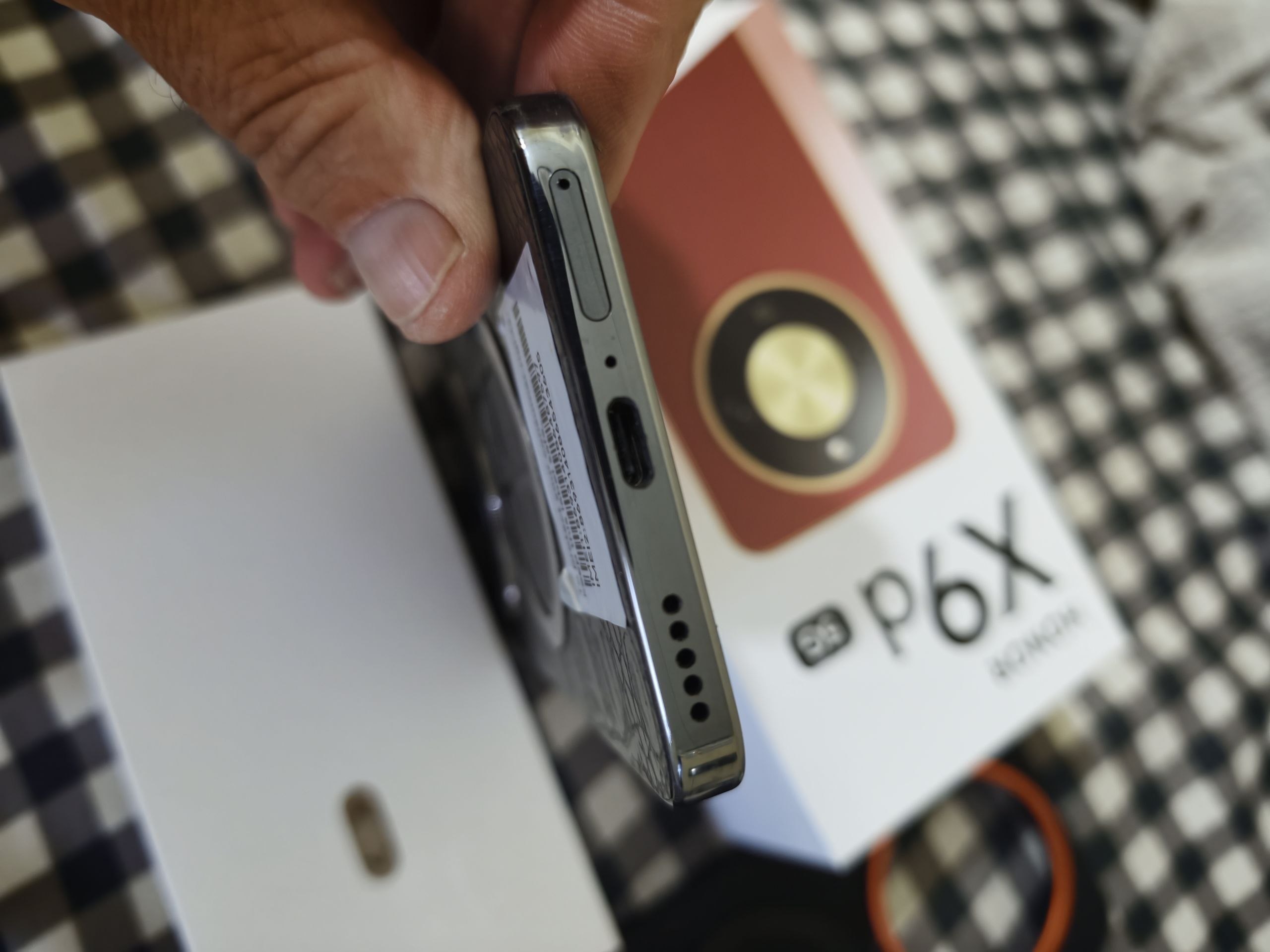 Фото 3: Продам смартфон Honor X9D с батареей 8500 мАч, глобальная версия, 256…