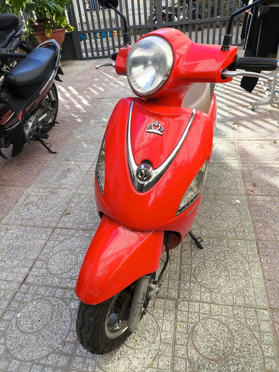 Фото 2: Продаётся скутер SYM Attila 110cc в хорошем состоянии