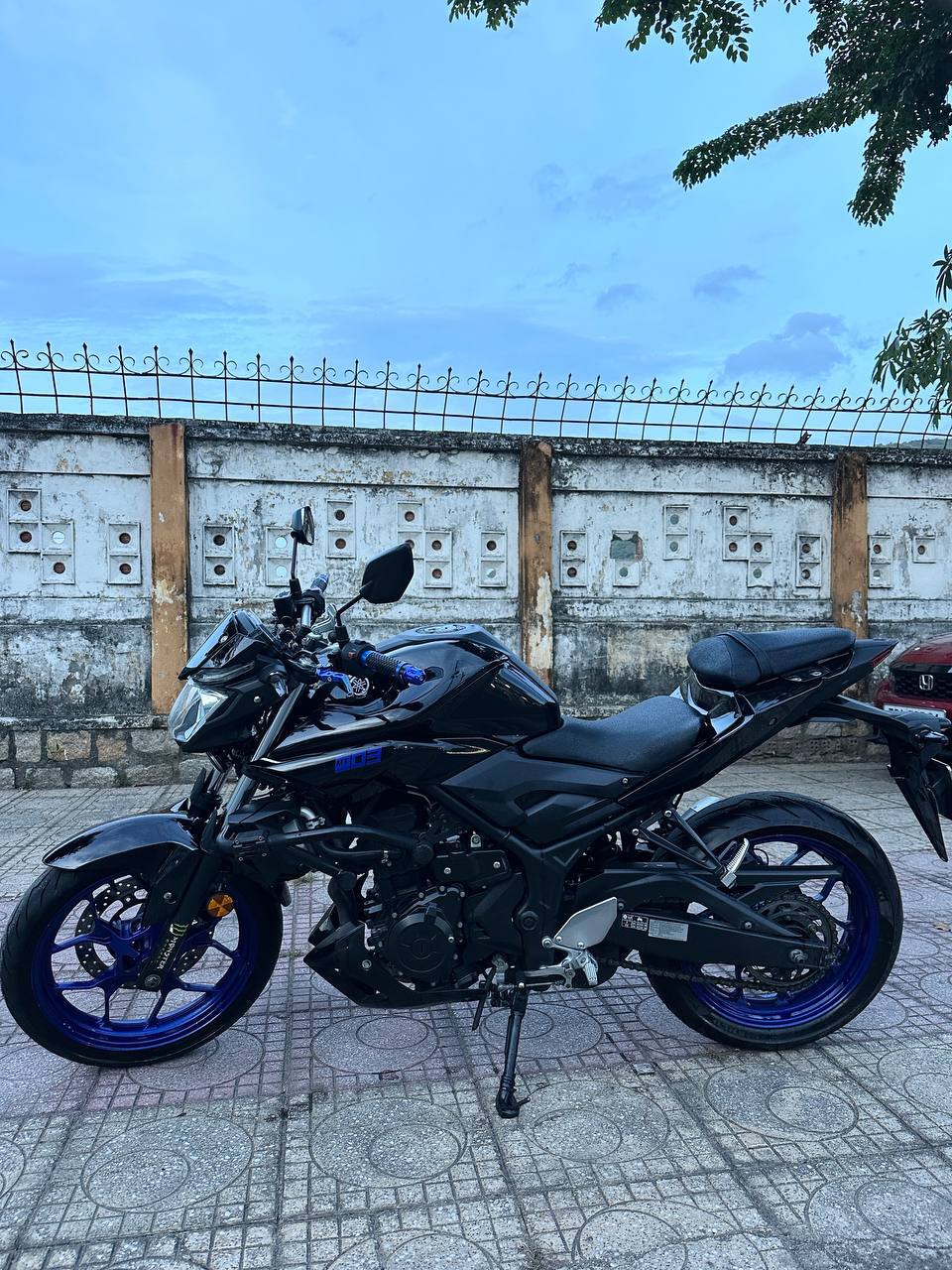 Продаётся мотоцикл Yamaha MT-03 2018 года