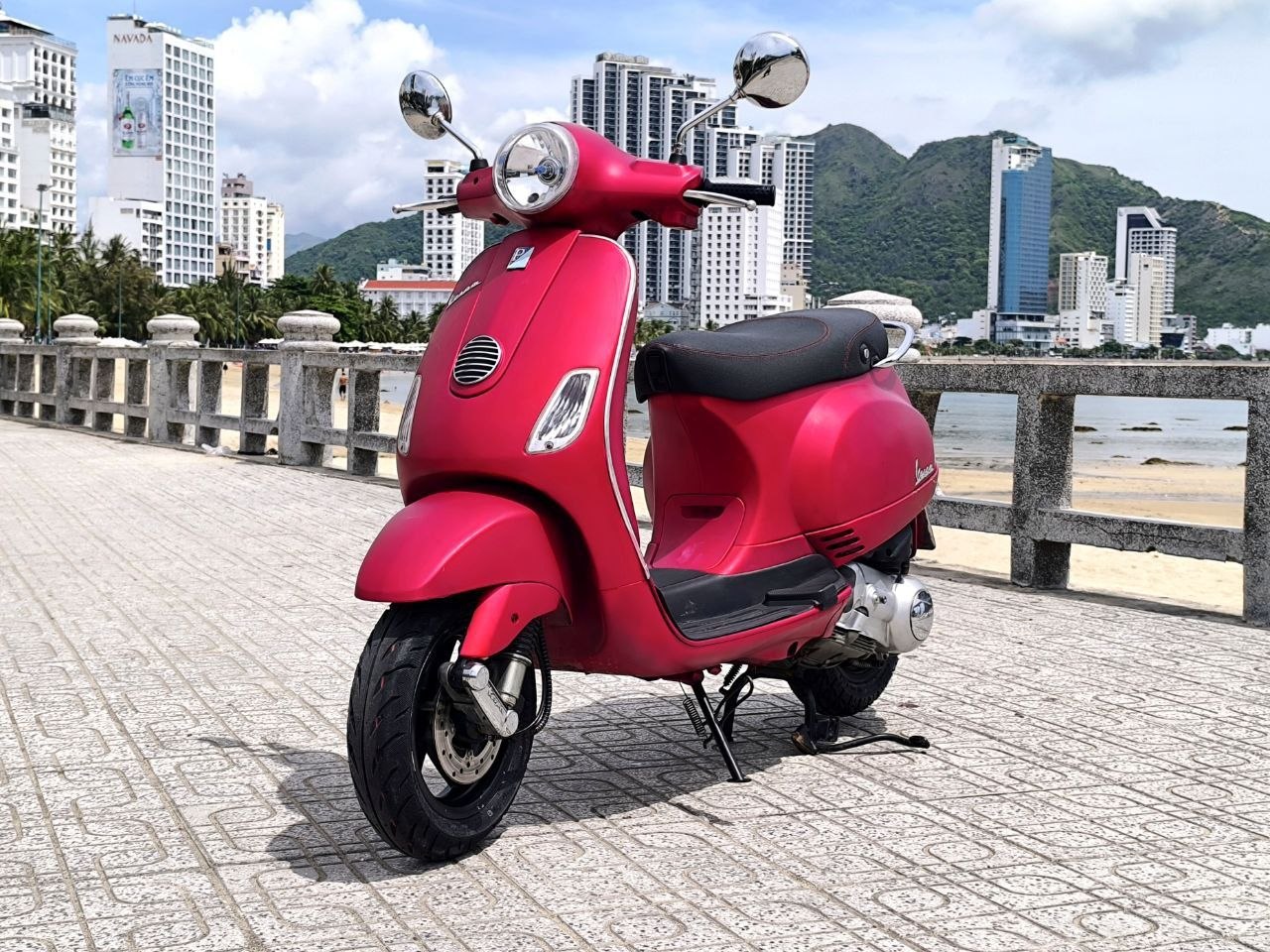 Продажа нескольких байков в Нячанге: Vespa LX 125 (2010) за 15 000…