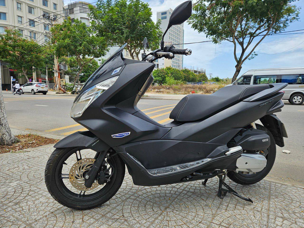 Продаётся Honda PCX125 в отличном состоянии, цена 32 млн донгов