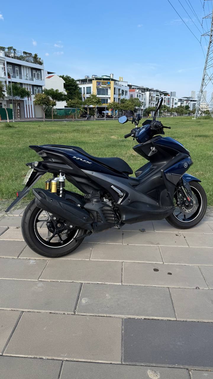 Фото 2: Сдаётся в аренду надёжный скутер Yamaha NVX 155 (2017) с мощным двигат