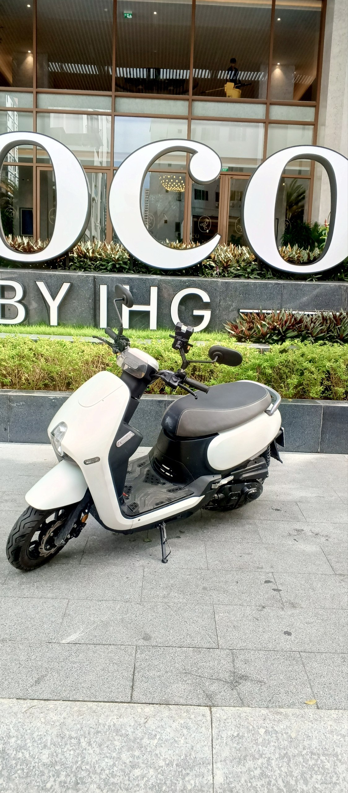 Фото 2: Продаётся скутер SYM Priti 50cc 2024 года в идеальном состоянии