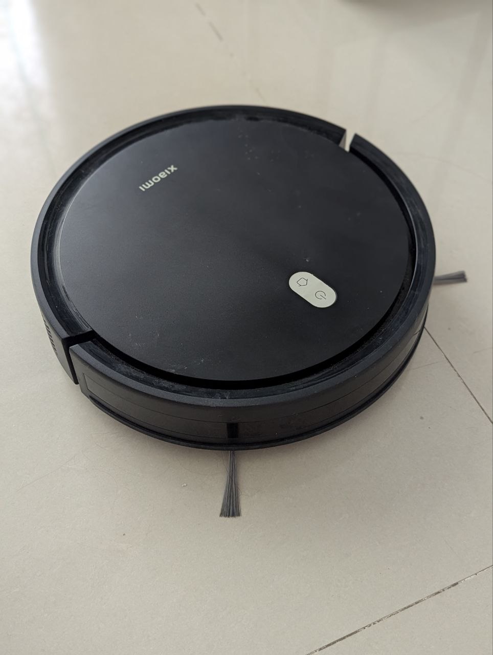 Продаётся робот-пылесос Xiaomi Vacuum E5