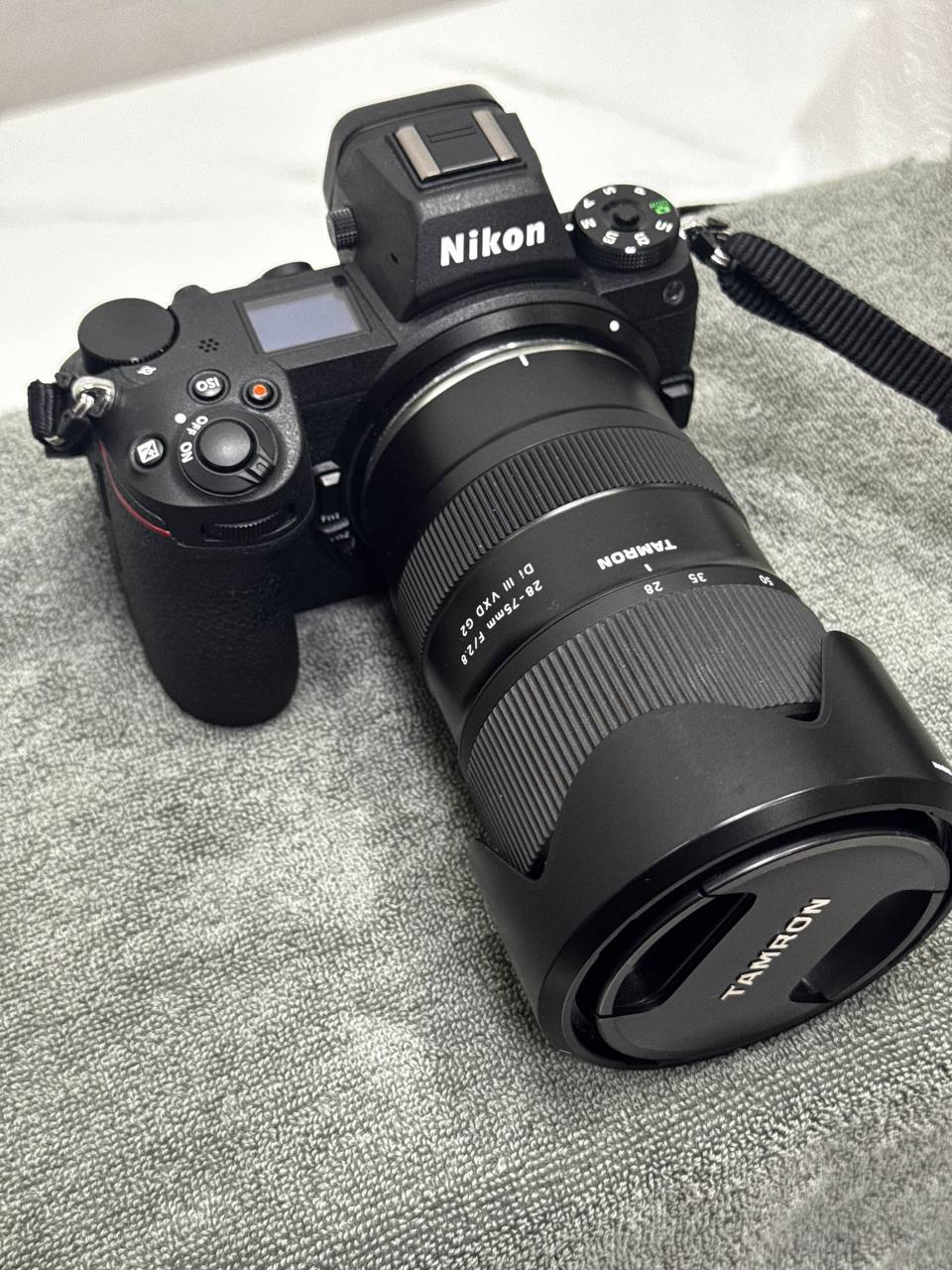Продаётся камера Nikon Z6 II с объективом Tamron 28–75mm f/2.8 Di III VXD G2 для Nikon Z.