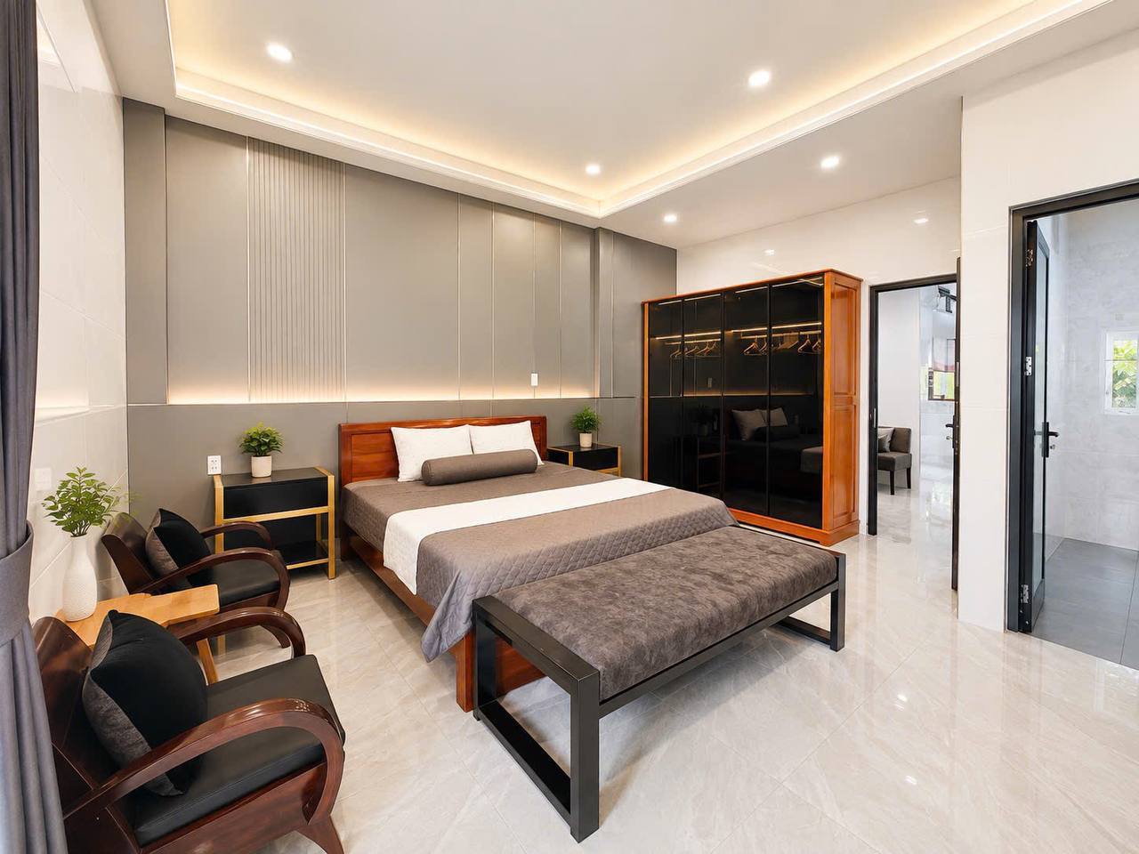 Сдается дом 3 этажа, 4 спальни, 4 санузла, площадь 100 м²