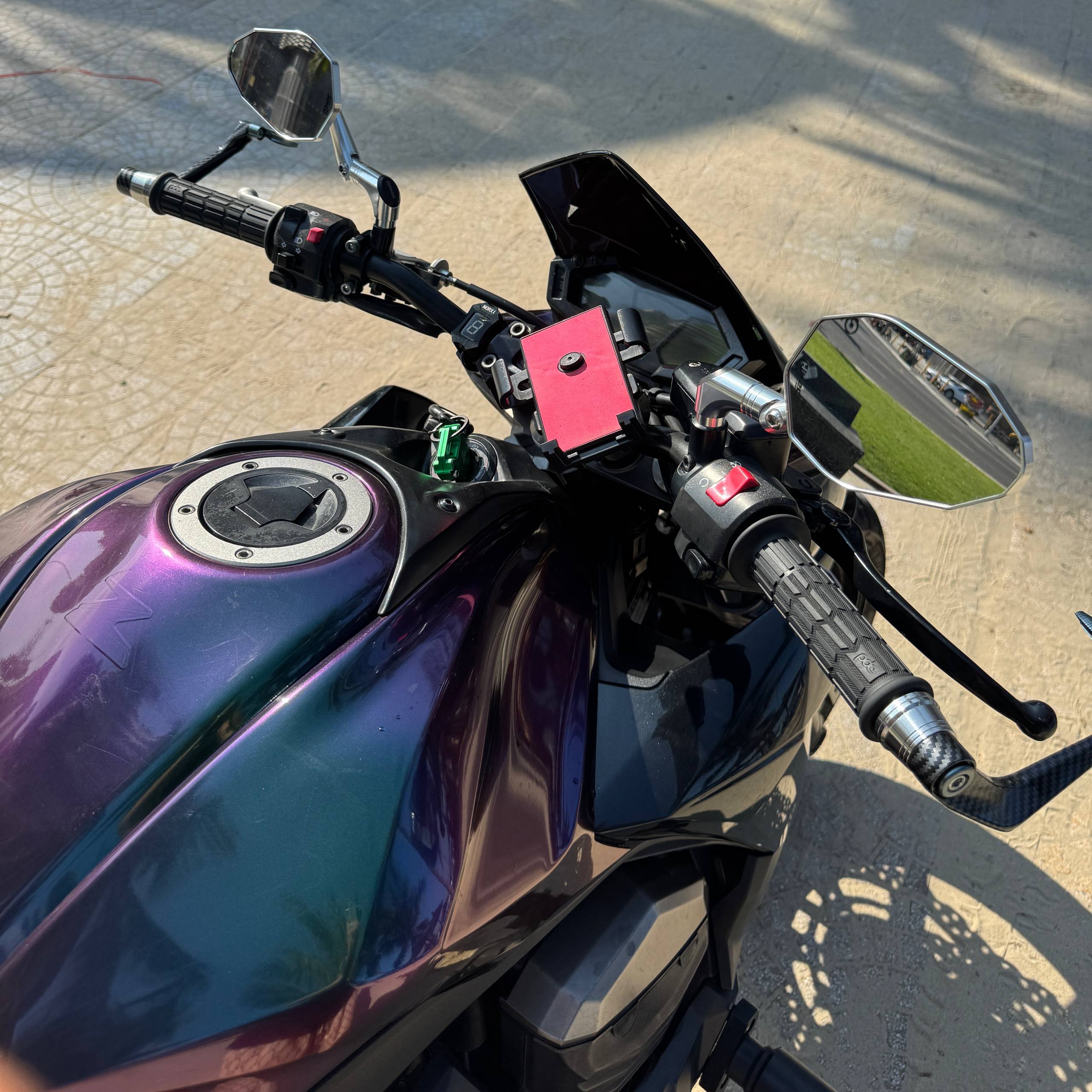 Фото 3: Продаётся Kawasaki Z800 в отличном состоянии, полностью обслужен