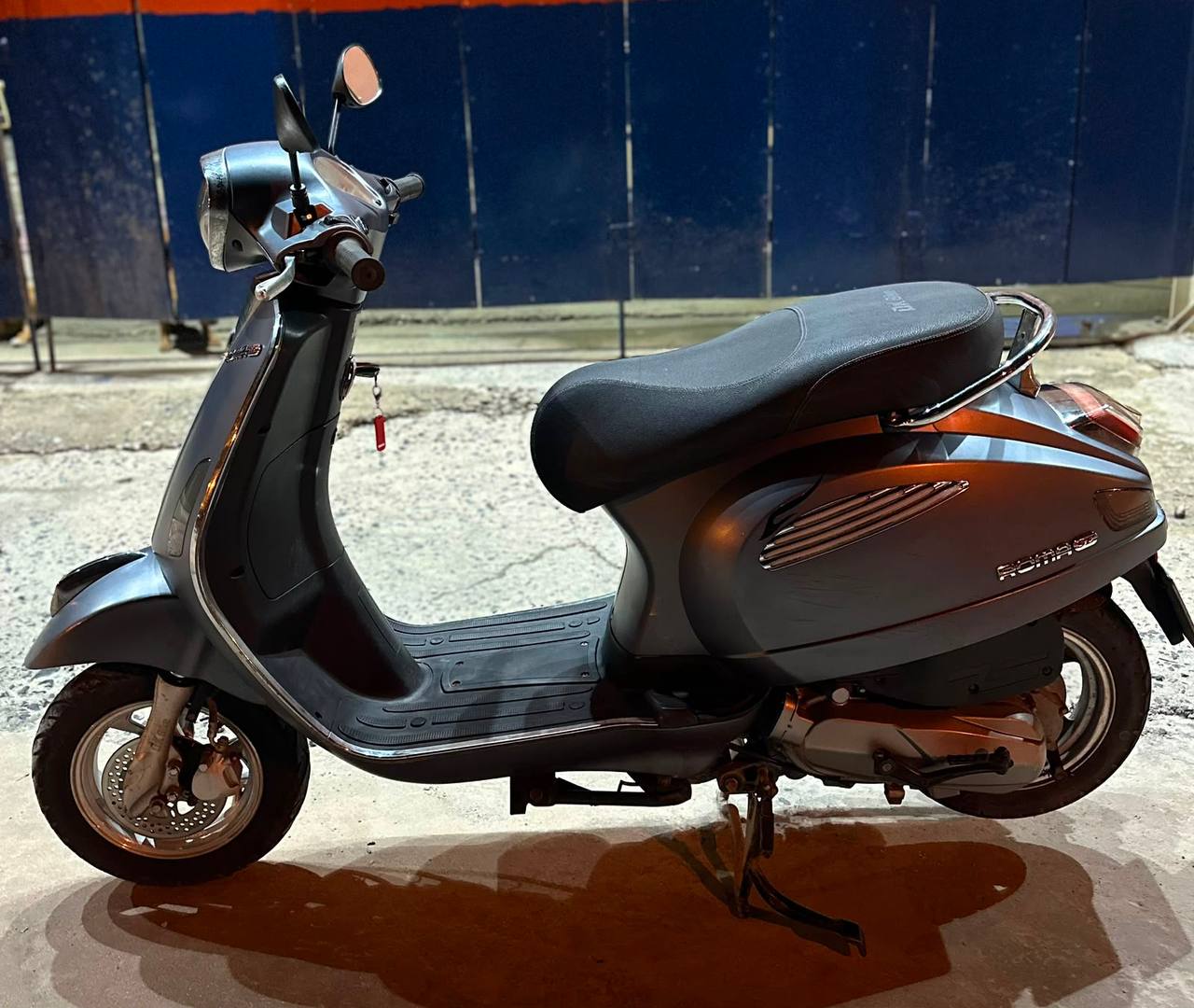 Продаётся скутер DK Roma SE 50cc 2020 года