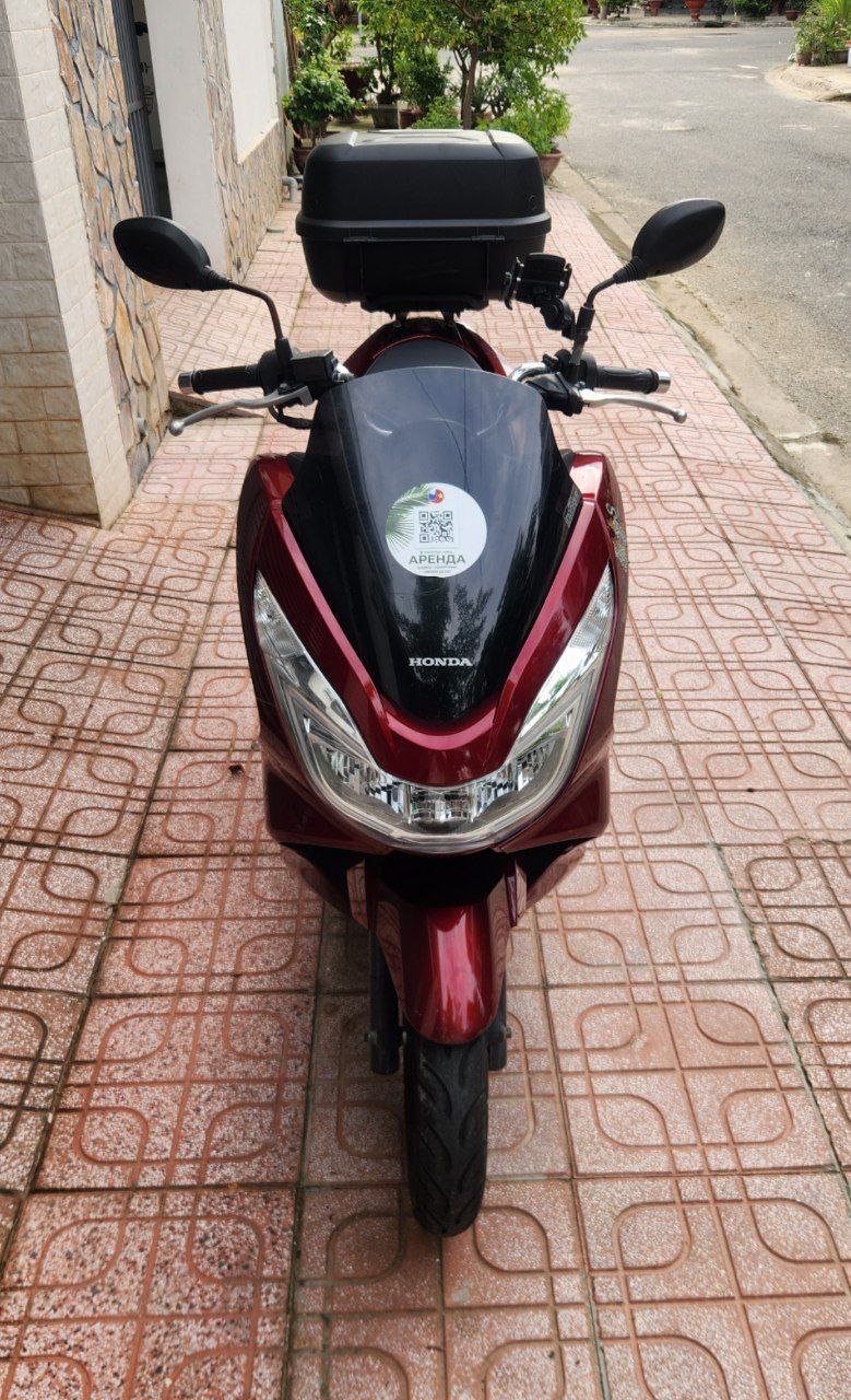 Фото 3: Сдаётся в аренду Honda PCX 2017, 125cc