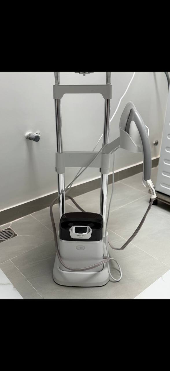 Продаётся новый отпариватель Tefal Ixeo Plus Qt14 Qt1411K0 с гарантией 2 года.