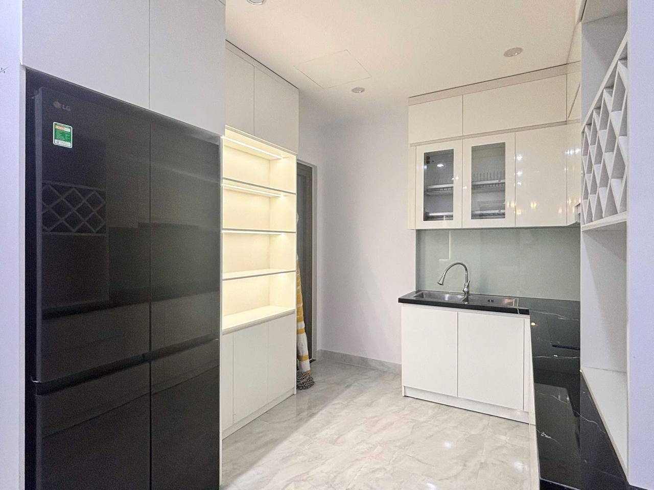 Фото 3: Сдаётся двухкомнатная квартира в Vista Residence на улице Xô Viết…