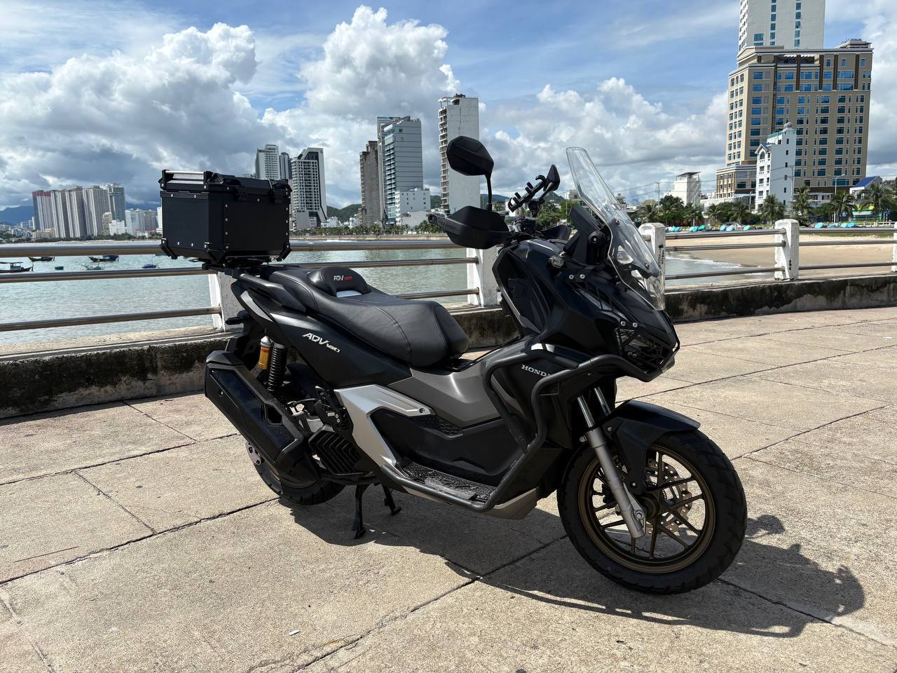 Аренда байка Honda ADV 160cc ABS