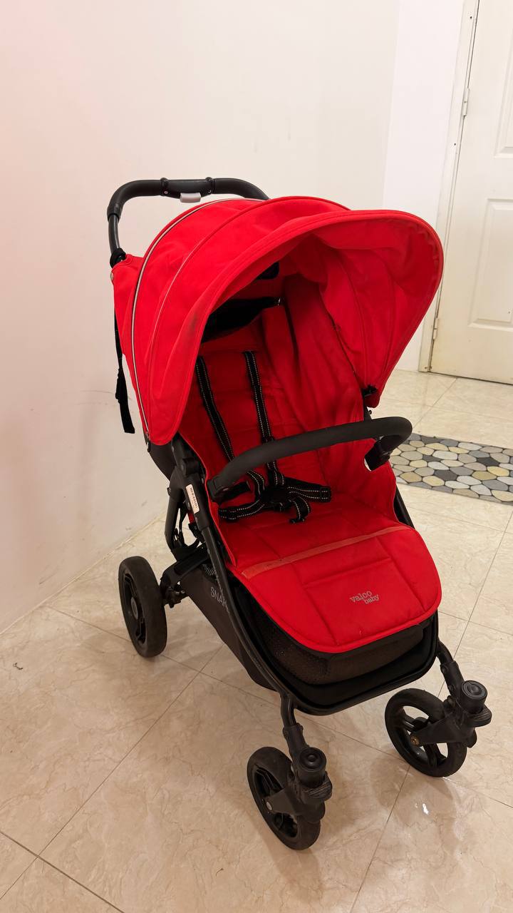 Фото 3: Прогулочная коляска Valco Baby Snap 4, лёгкая и удобная, с большим капюшоном от солнца…