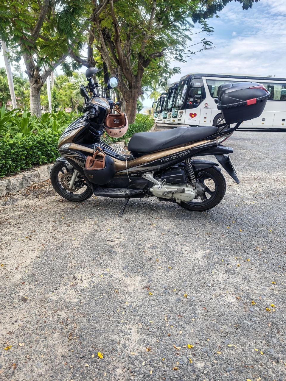 Фото 2: Продаётся Honda Air Blade 110i 2012 года в хорошем техническом состоянии, полностью…