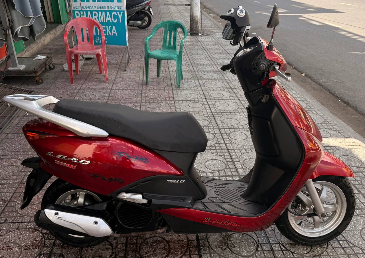 Honda LEAD 108cc 2013 года в отличном состоянии, полностью обслужен