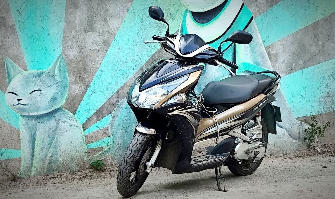 Продаётся Honda Air Blade 2012 в идеальном техническом состоянии