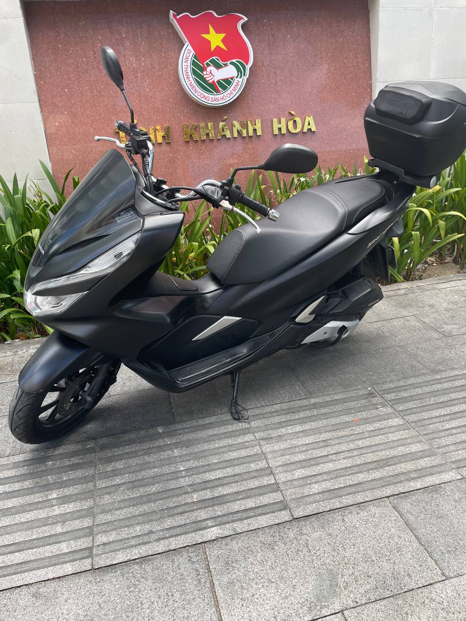 Фото 2: Продаётся Honda PCX 150 2022 года в отличном состоянии