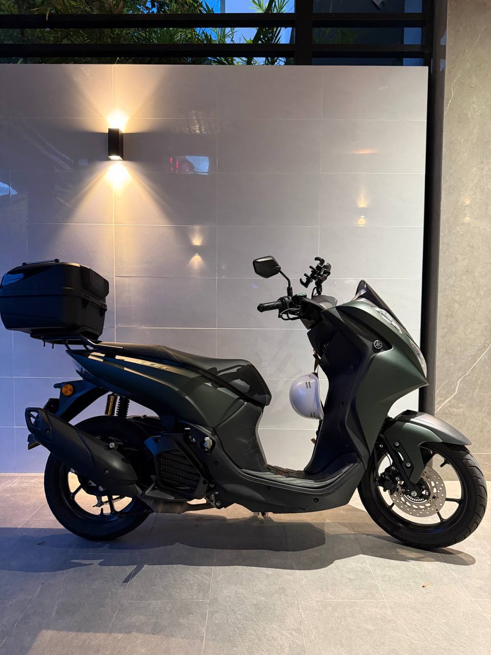 Продаётся скутер Yamaha Lexi 2025 ABS в идеальном состоянии