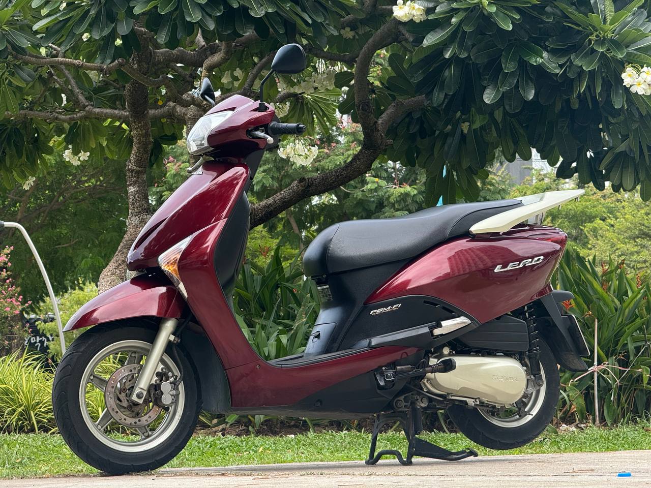 Фото 3: Продаётся Honda Lead 2012 Restyle