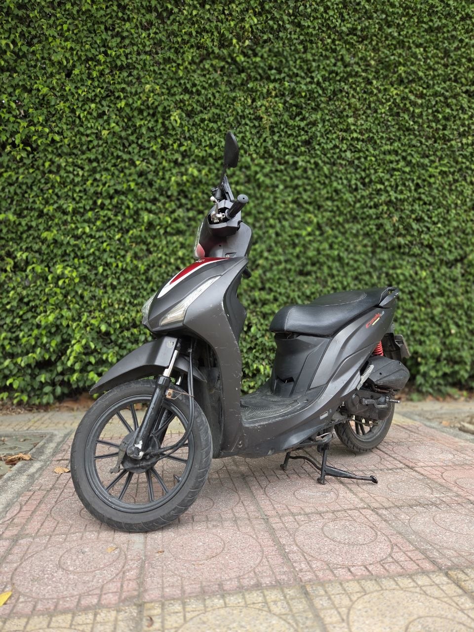 Продаётся скутер Kymco Candy Hermosa 50 кубов, 2019 года