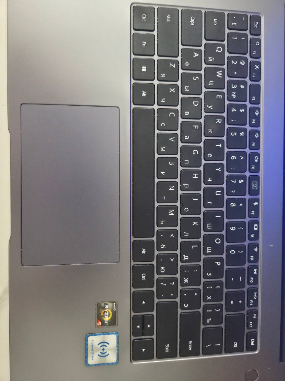 Фото 3: Ноутбук Huawei MateBook D15 (BOH-WAQ9R): AMD Ryzen 5 3500U, 8 ГБ…