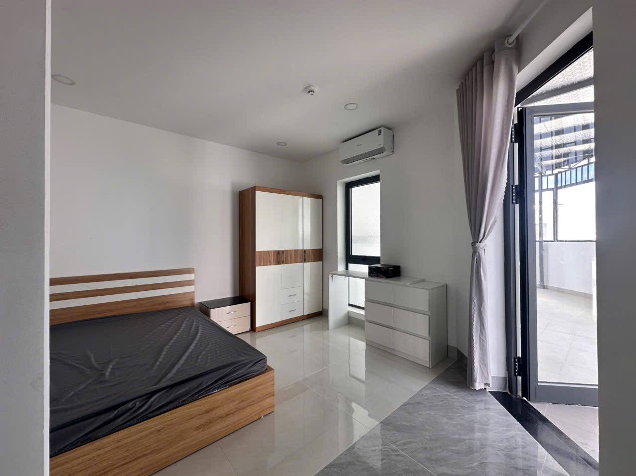 Сдаётся квартира с садом в жилом комплексе CT1 Riverside Luxury, VCN Phước Long, на юге…