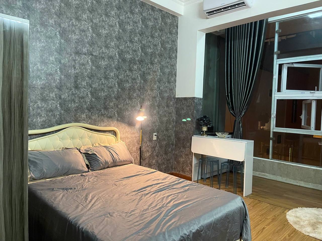 Сдаётся студия 20 м² на улице Hùng Vương в центре Нячанга, в 250 метрах от моря.