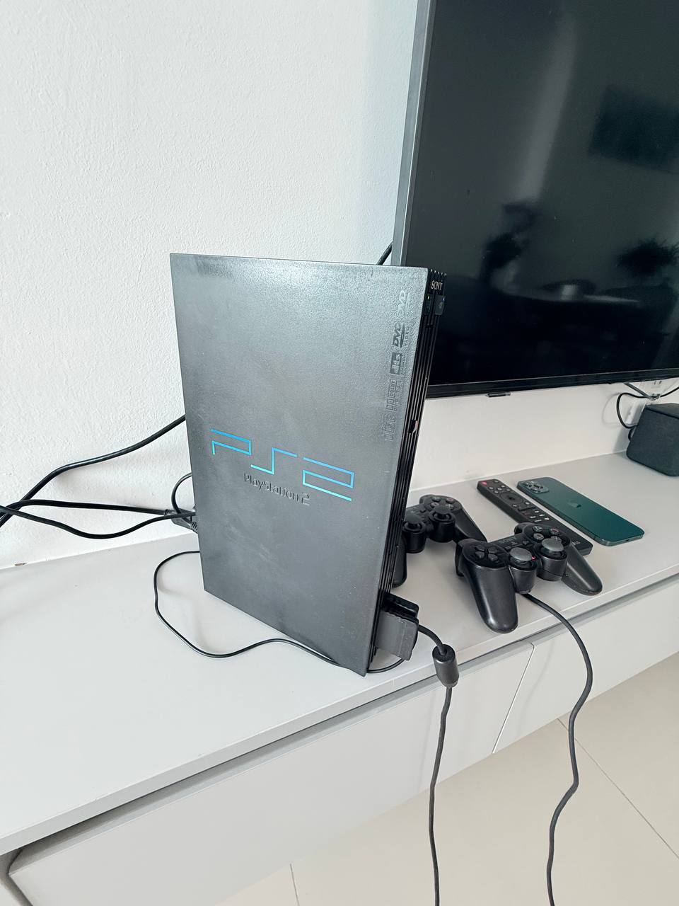 Фото 2: Продаётся игровая приставка PS2 за символическую сумму