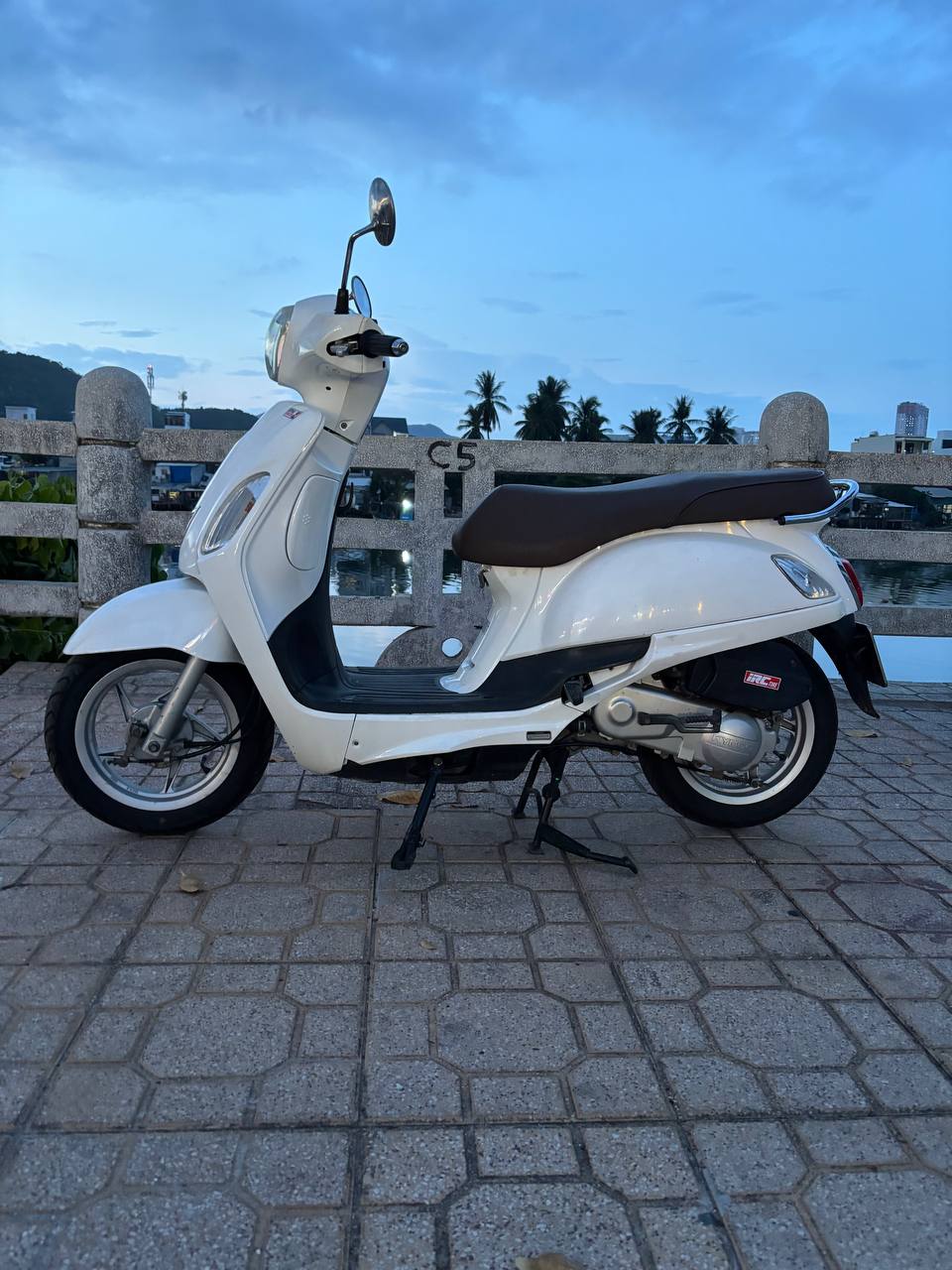 Фото 3: Продаётся скутер KYMCO Like 2018 года, объём двигателя 50 куб