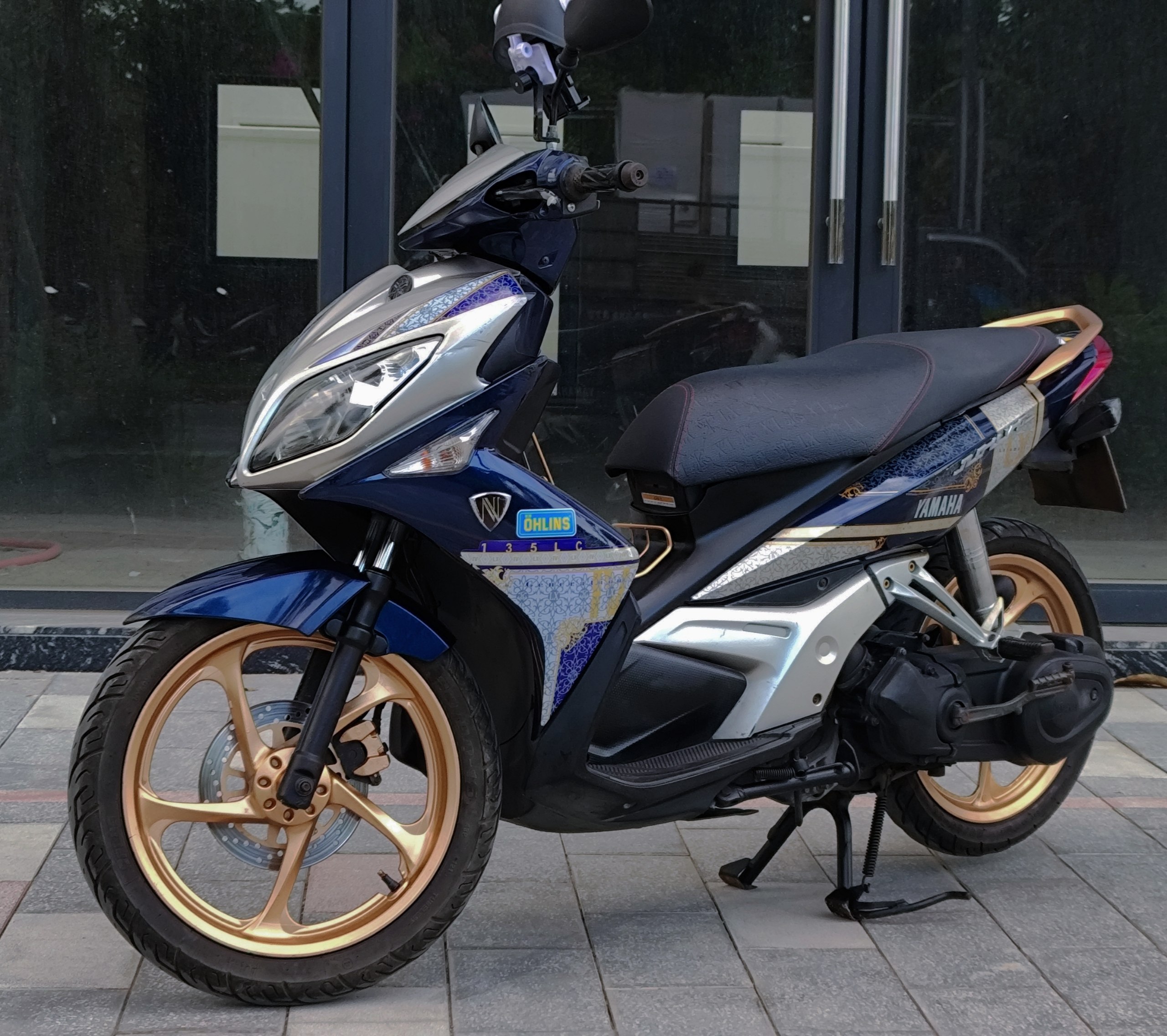 Фото 2: Продаётся скутер Yamaha Nouvo 4 LX 2012 года, объём 135 см³, пробег 58 000 км.