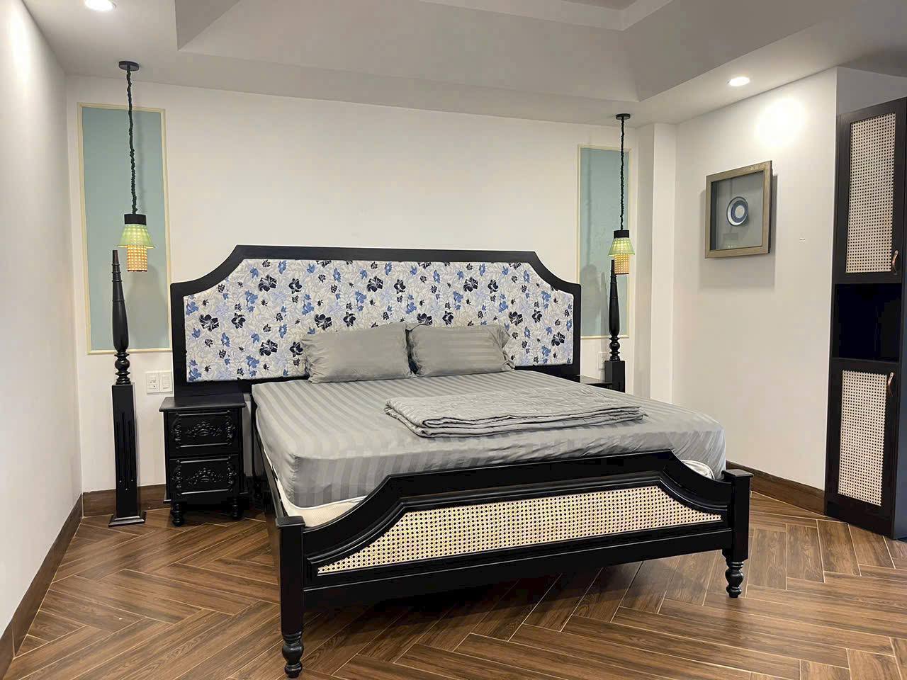 Сдаётся квартира в центре Нячанга, площадь 45 м², с балконом, полностью меблирована…