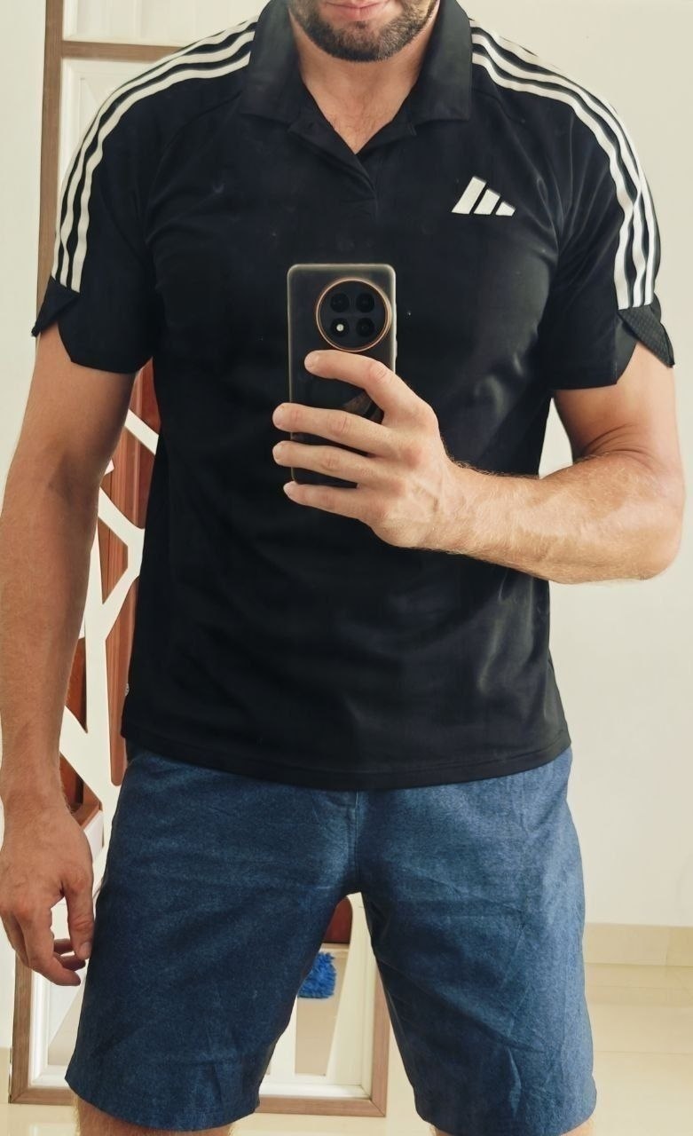 Продаются вещи в идеальном состоянии: футболки Adidas и Columbia…