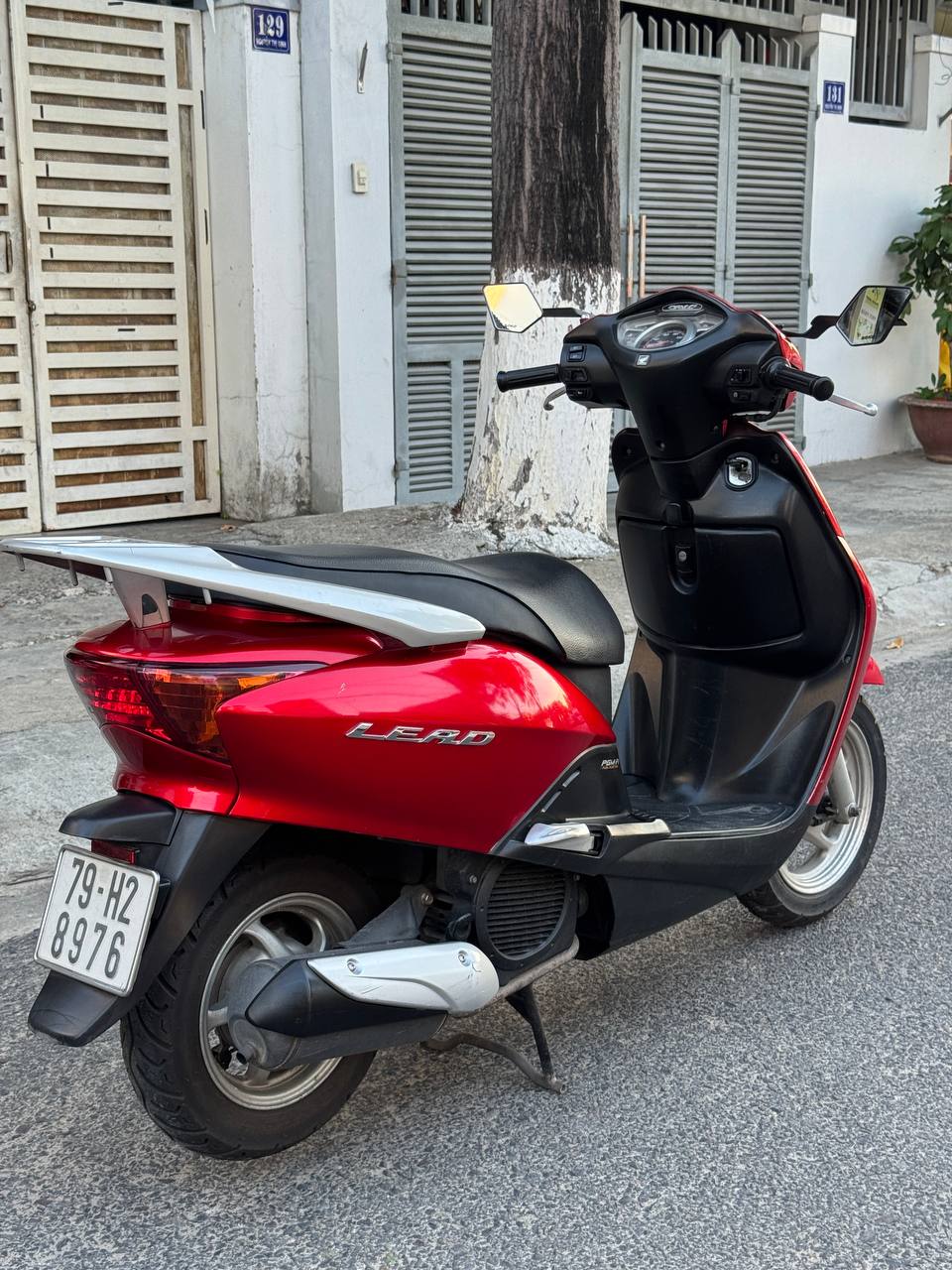 Фото 3: Продаётся Honda Lead 2009 года в отличном состоянии, инжектор