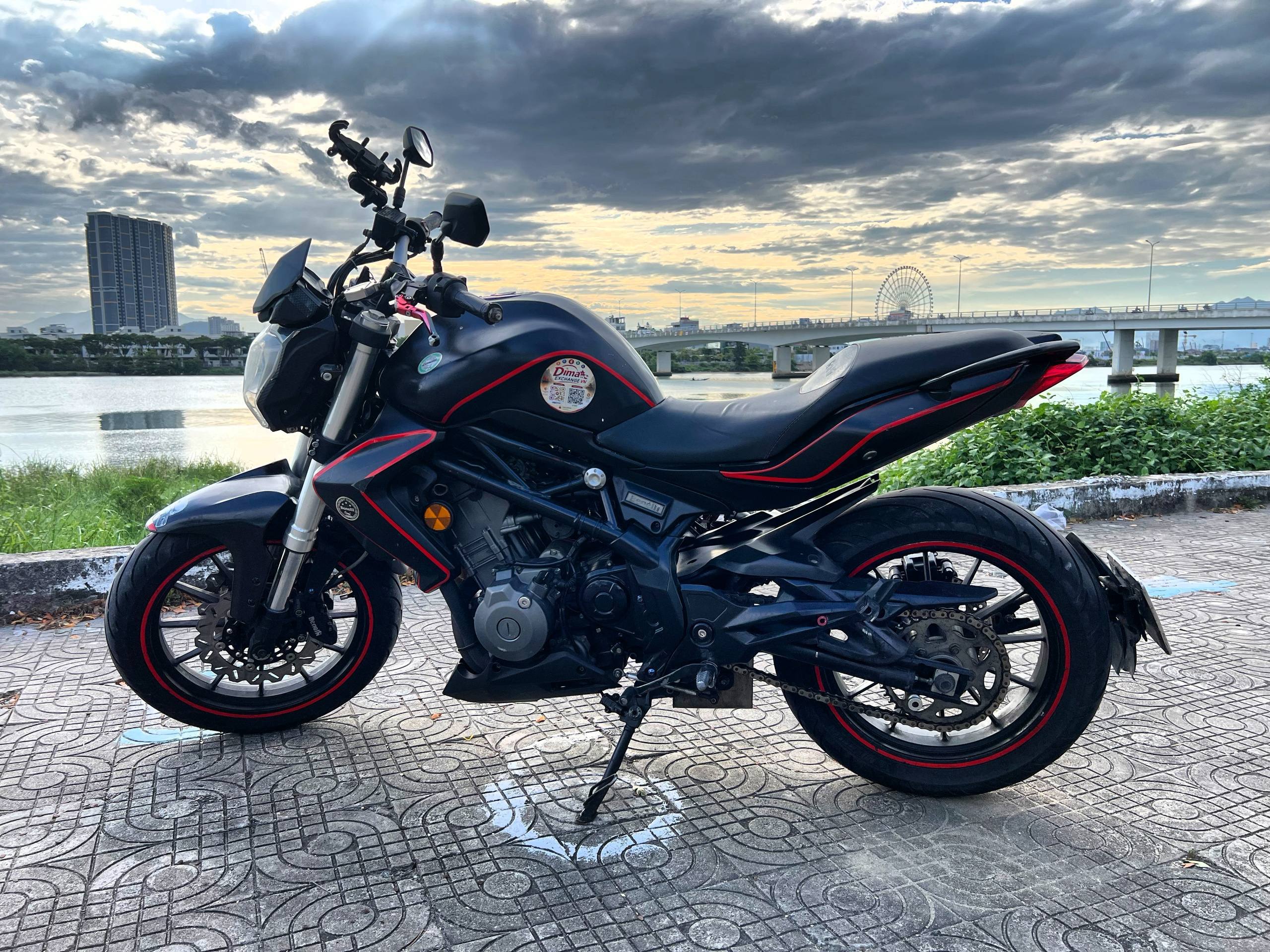 Фото 2: Мотоцикл Benelli 300 с пробегом 28 тыс