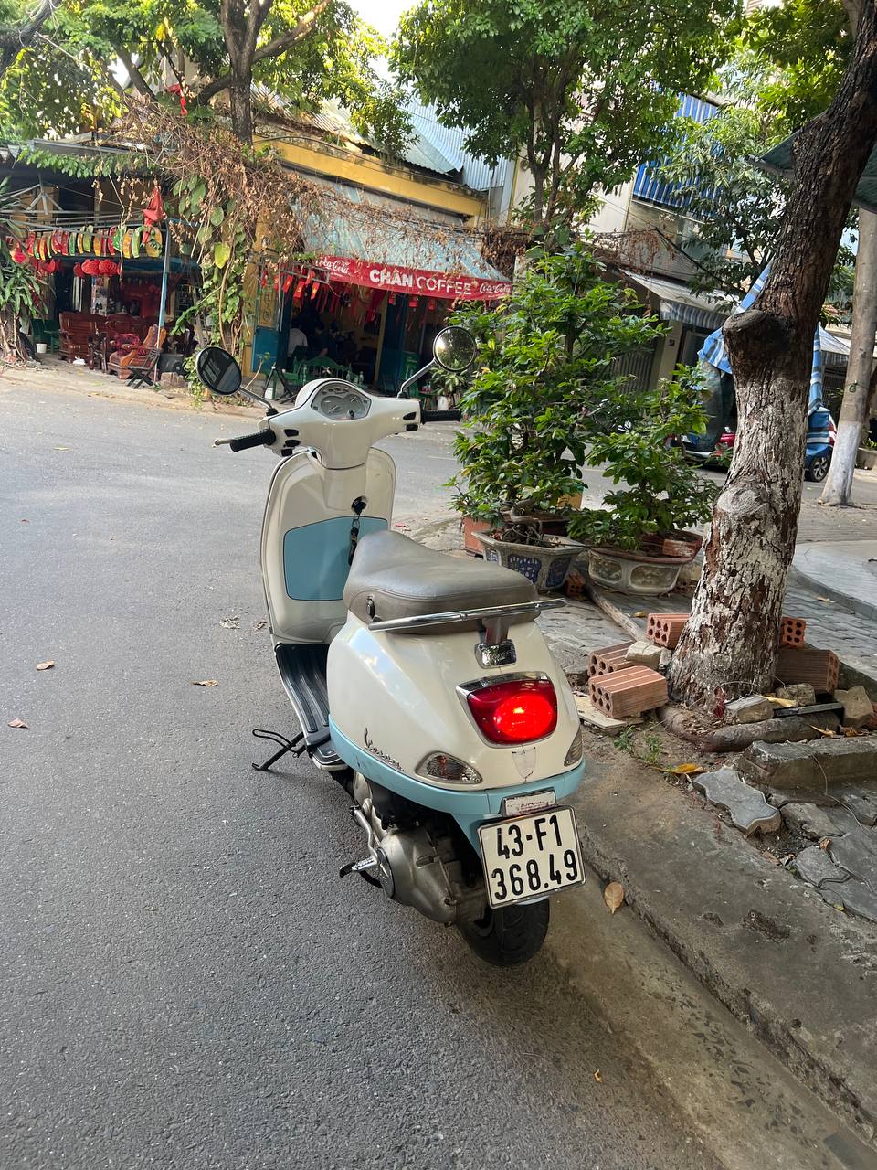 Фото 2: Продаётся Vespa 125 LX 2010 года в отличном состоянии