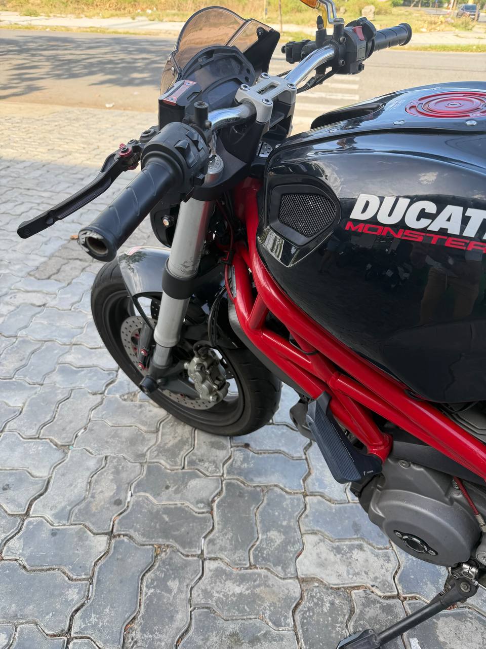 Фото 3: Продаётся Ducati Monster 795 2014 года с пробегом более 48 700 км