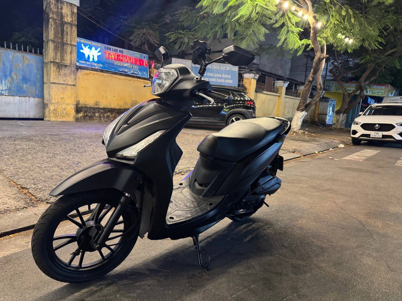 Фото 2: В продаже байк Kymco Hermosa Candy 50 2022 года, чёрный матовый