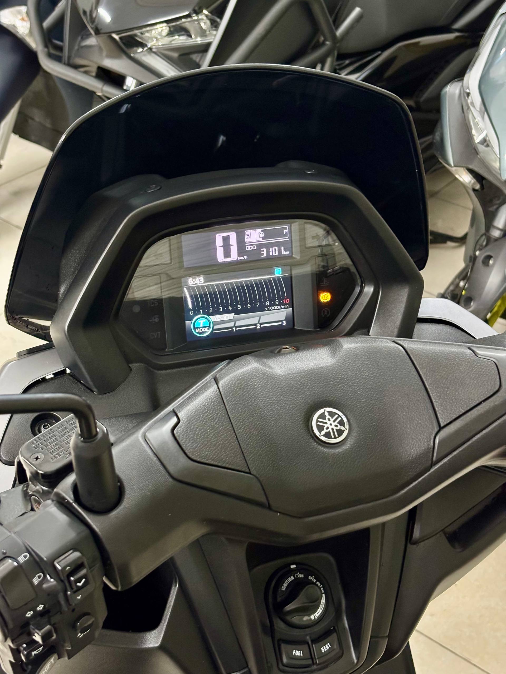 Фото 3: Продаётся мотобайк Yamaha NMAX Tech MAX 155, 2026 года, в идеальном состоянии, пробег…