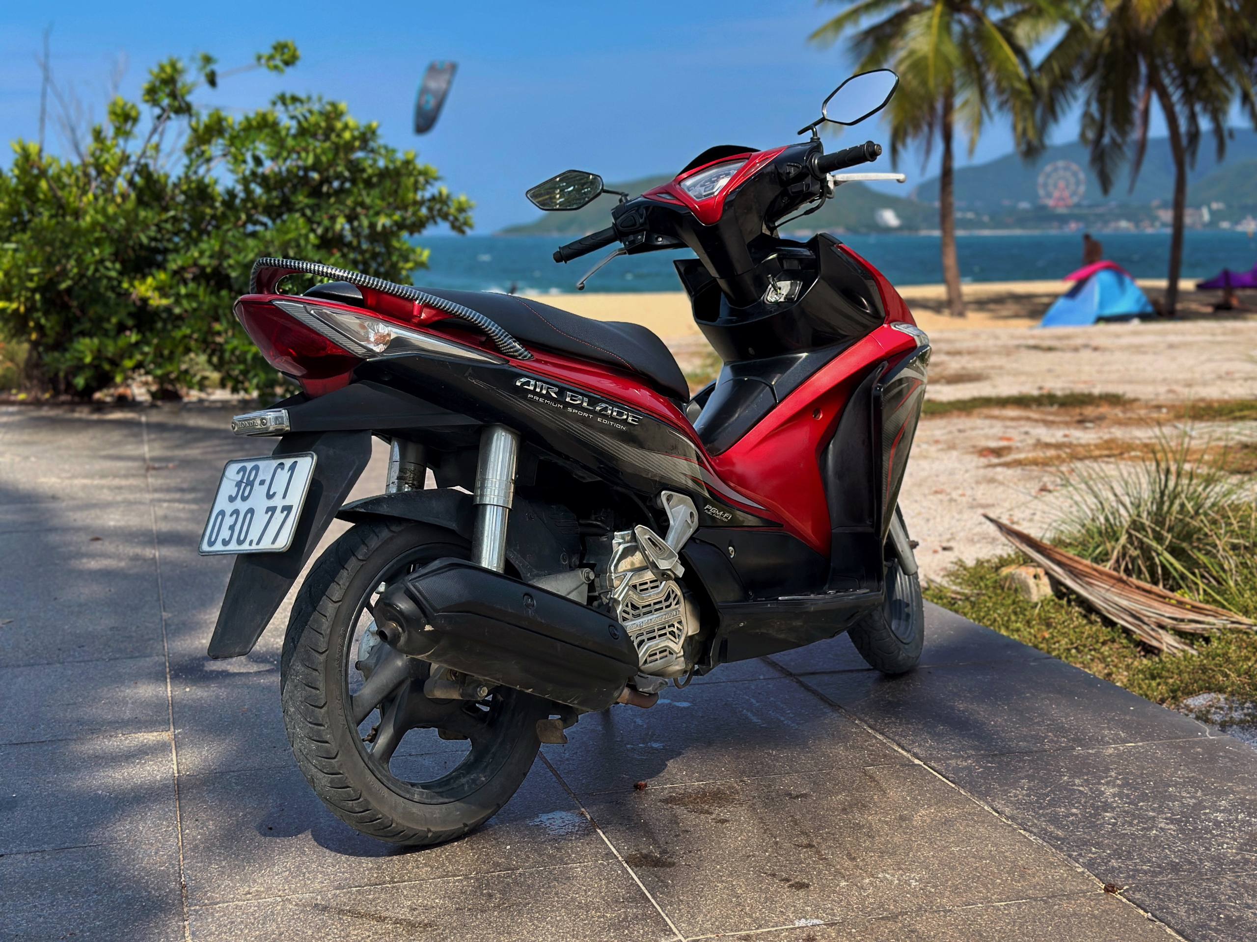 Фото 3: Honda Air Blade 2011 года, красный, пробег 54 000 км, объём 125 куб
